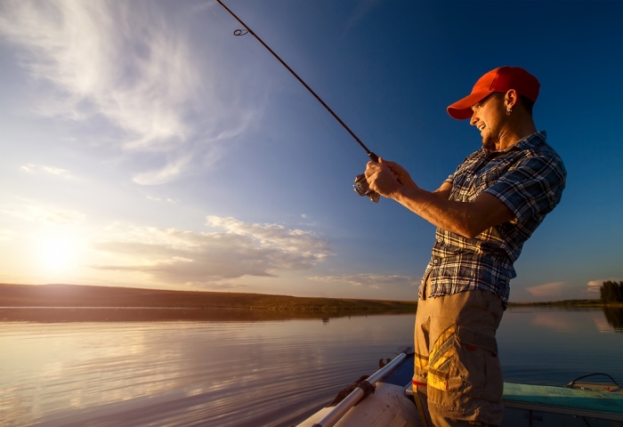Почему мужчины любят ловить рыбу